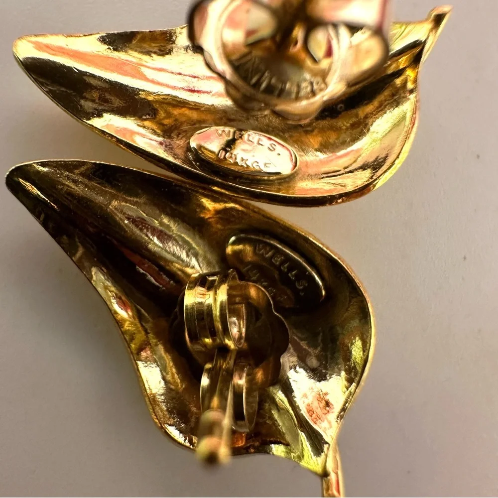 VINTAGE⚜️14K GF Gold Leaf Stud Earrings - Wells